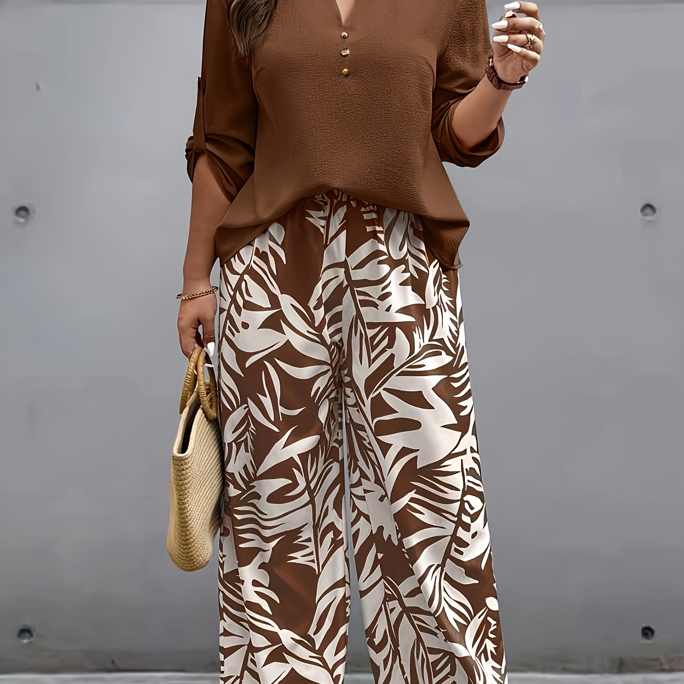 TEMU Summer Women's Fashionable New Short-sleeve Pullover V-neck Solid Color Top With Plant Print Wide-leg Pants Two-piece Set
