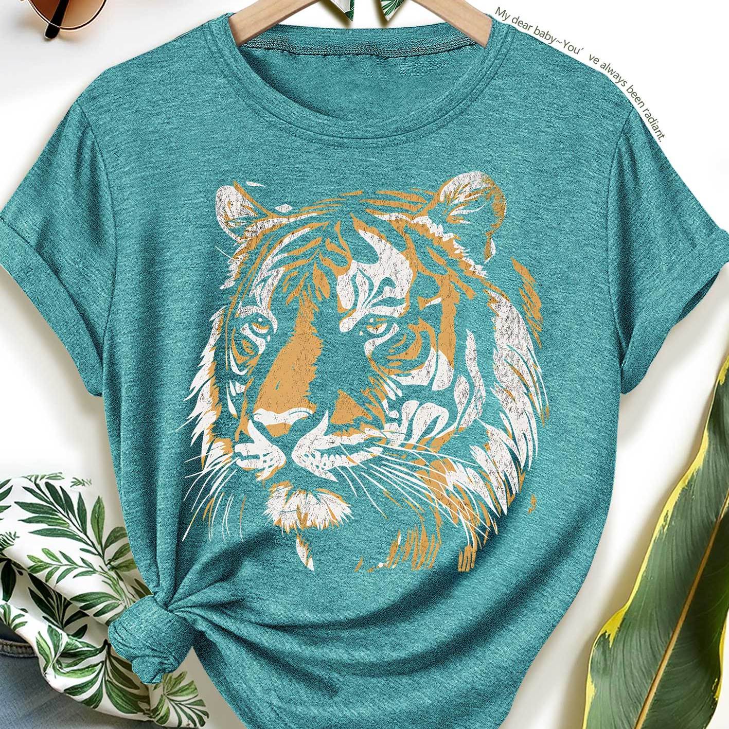 TEMU Summer New Plus Size T-shirt Women's Vintage Distressed Outing Vacation Summer Outing Outfit Spring Summer Fall Elegant Retro Style Loose Fit