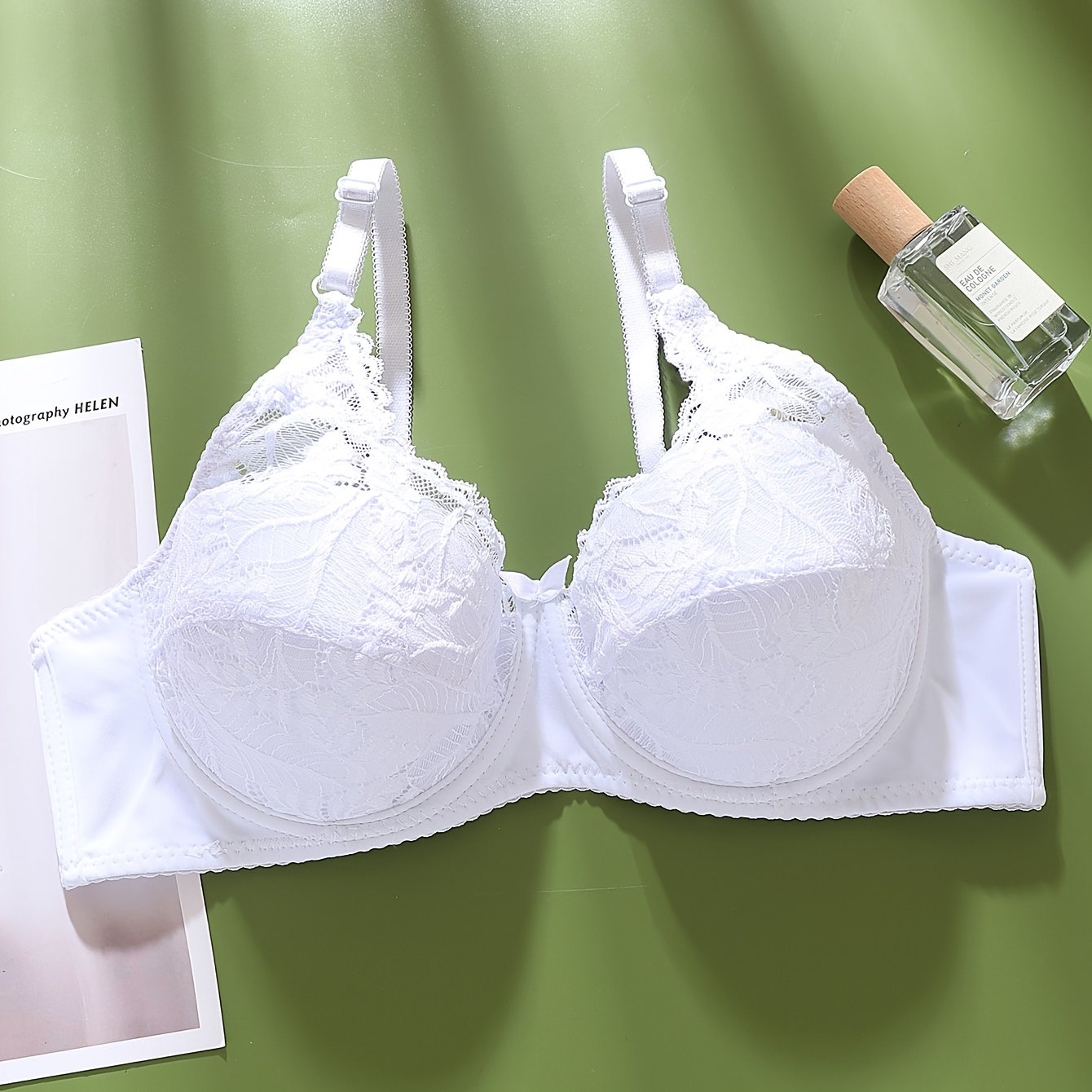 E-shop Ultradünner Damen-BH in Übergröße mit bequemem CD-Cup, einfarbige Spitze, elegante Damenunterwäsche