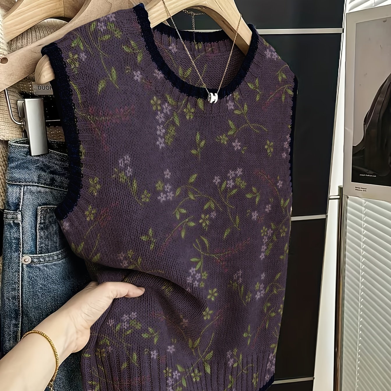 TEMU Crew Neck Sleeveless Vest | Deep Purple Artistic Floral Print, Casual Loose Fit, Ideal For Summer And Everyday Wear