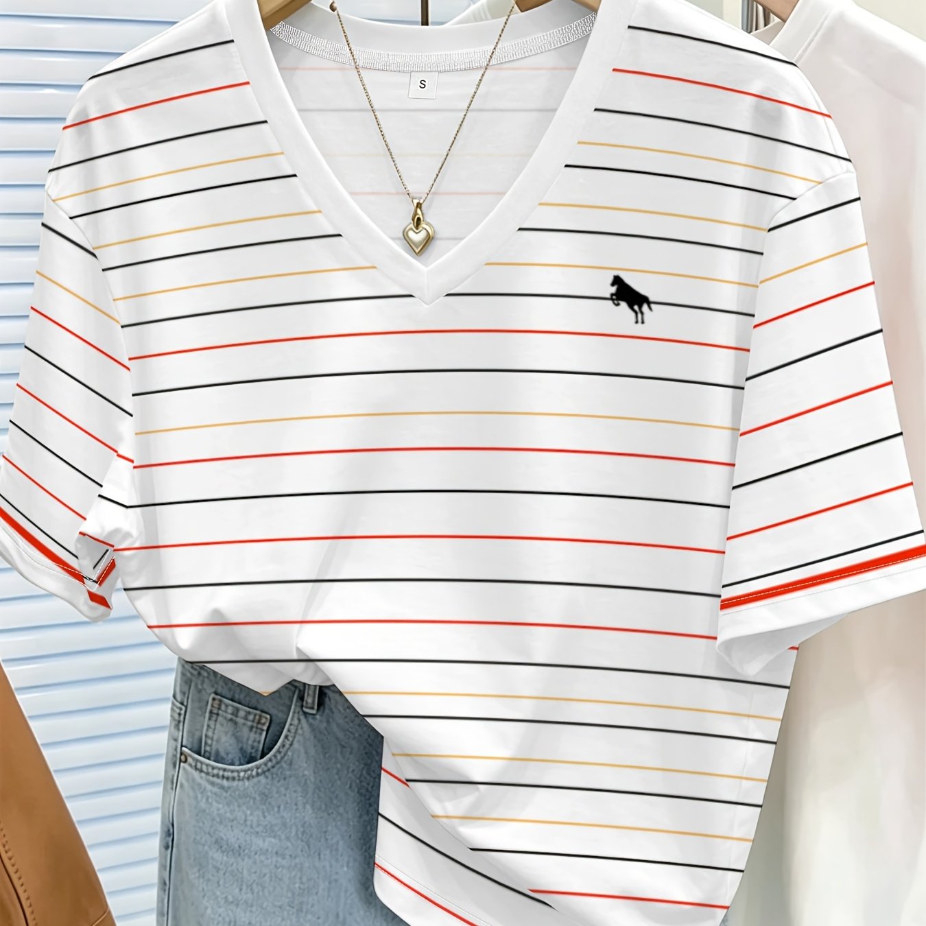 TEMU Women's Striped V-neck Short-sleeved T-shirt Easy Versatile Top Daily Leisure Wear Fashionable Summer New Comfortable Breathable Loose Design
