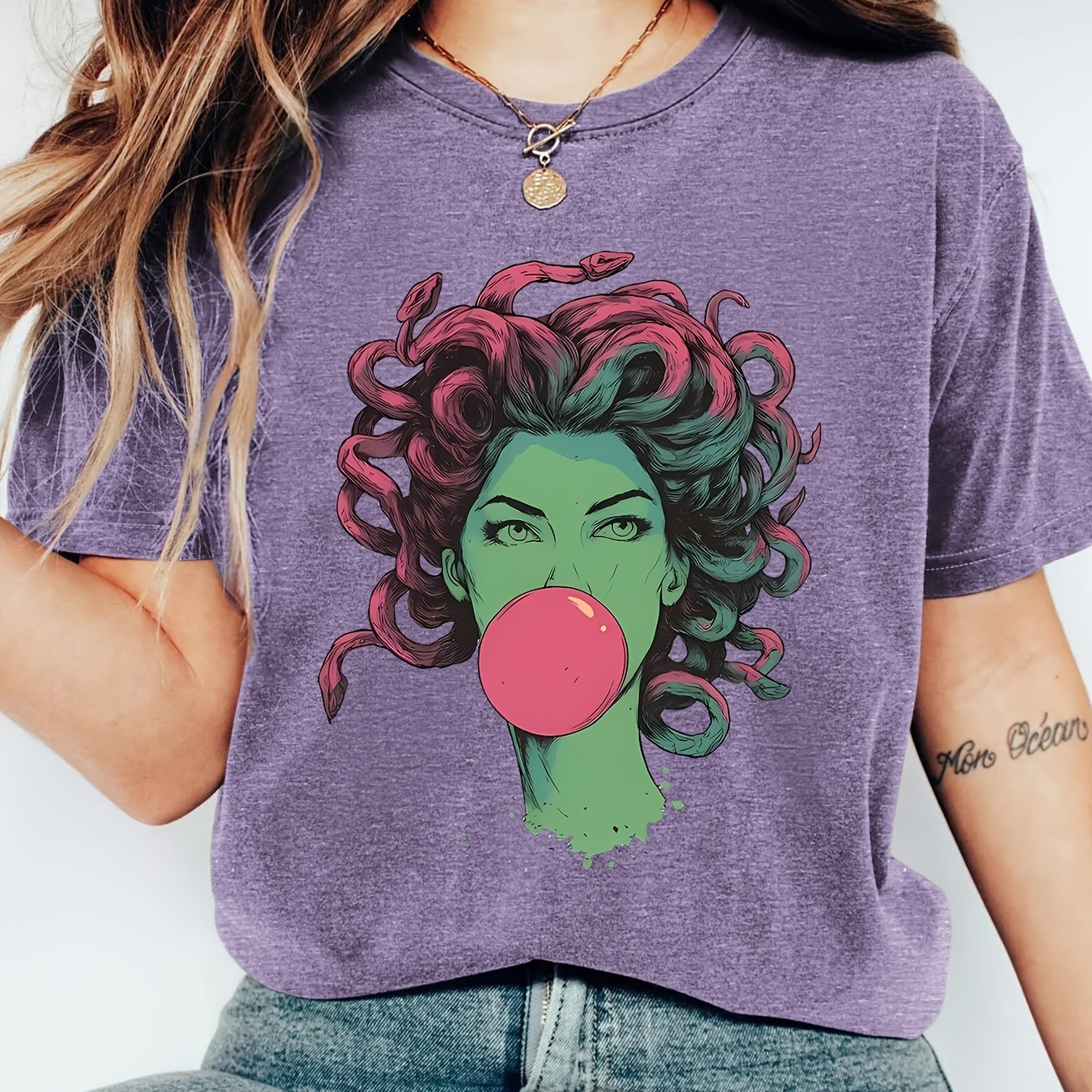 TEMU Bubblegum Medusa Print Women's T-shirt | Vintage Illustration Style Bubblegum Snake-haired Monster Dark Tale Round Neck Short Sleeve | Casual