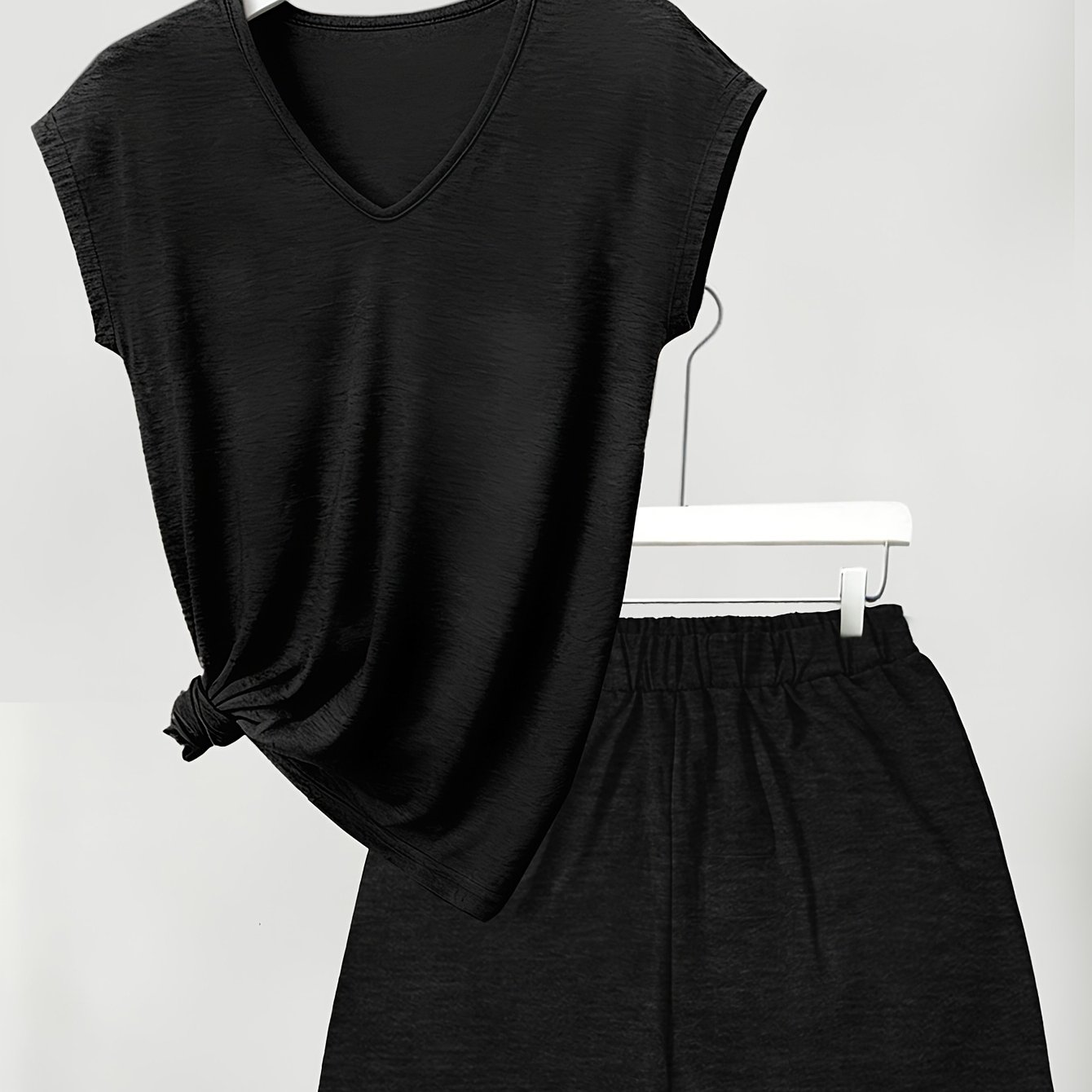 TEMU New Summer Fashion Women's V-neck Short-sleeve T-shirt With Shorts Set, , Stretchy Breathable Machine-washable Fabric, Suitable For Outdoor
