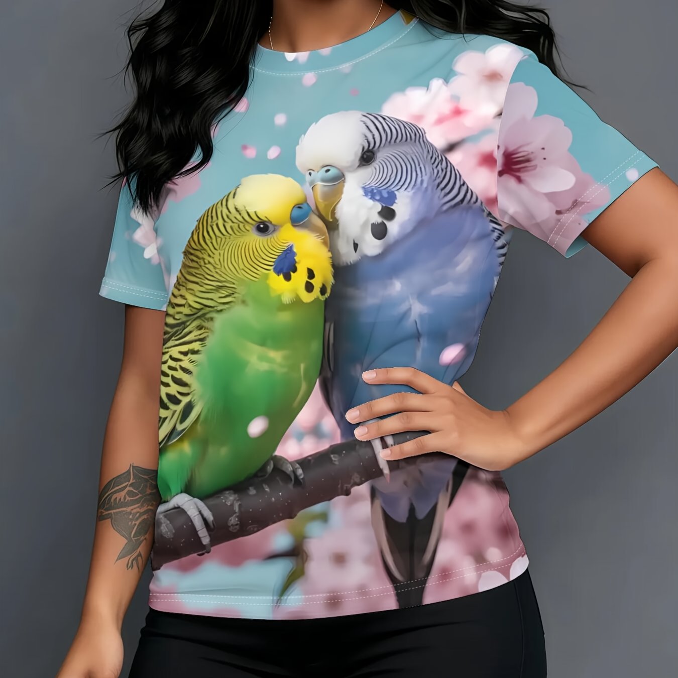 TEMU Cherry Parrot Spring/summer Trendy New Casual Round-neck T-shirt, Featuring A Fashionable Round Neck And Short Sleeve Design, With An Creative