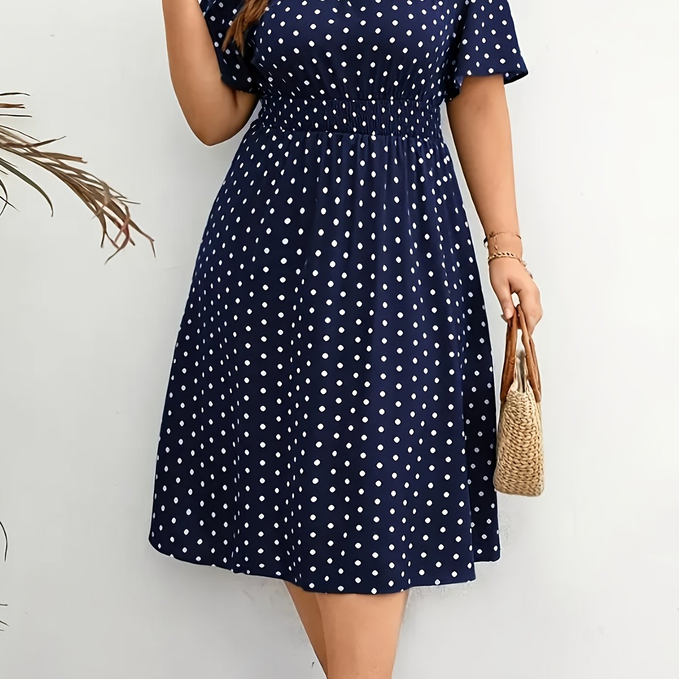 E-shop Plus Size, Elegantes modisches Damenkleid mit Punkteprint, elastischer Bund - Plus Size