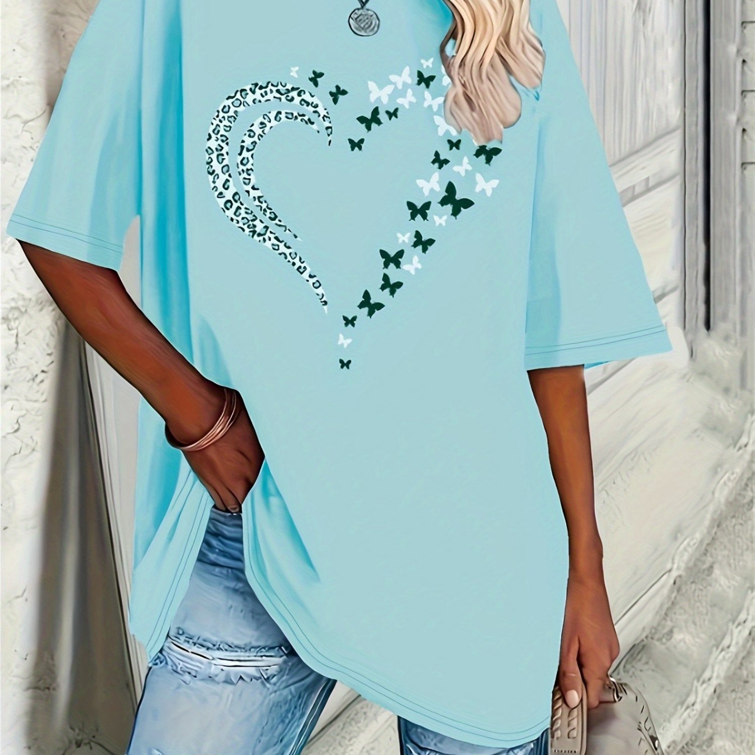 Image of Plus Size - Plus Size - -border New Plus Size Short Sleeve T-shirt For Spring/summer, Women's Round Neck Loose Heart T-shirt Top