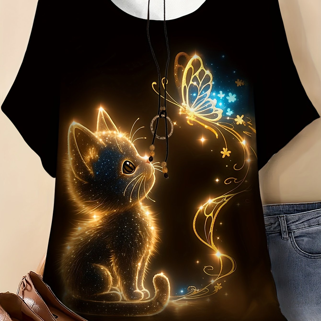Image of Plus Size - Plus Size - Plus Size: A Glowing Kitten Looking At A Glowing With Stars And Swirls Printed On A Women's T-shirt, Round Neck, Short Sleeves, Summer Top, Suitable For Casual Outdoor Wear