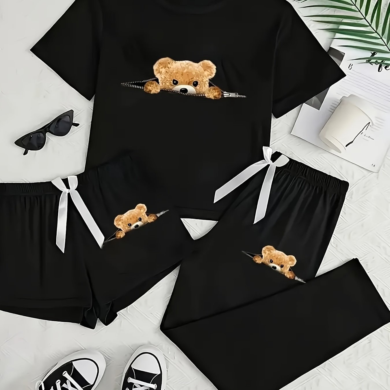 E-shop Damen Freizeit-Schlafanzug-Set mit niedlichem Reißverschluss-Bären-Aufdruck, inklusive Kurzarm-Top, Shorts langer Hose