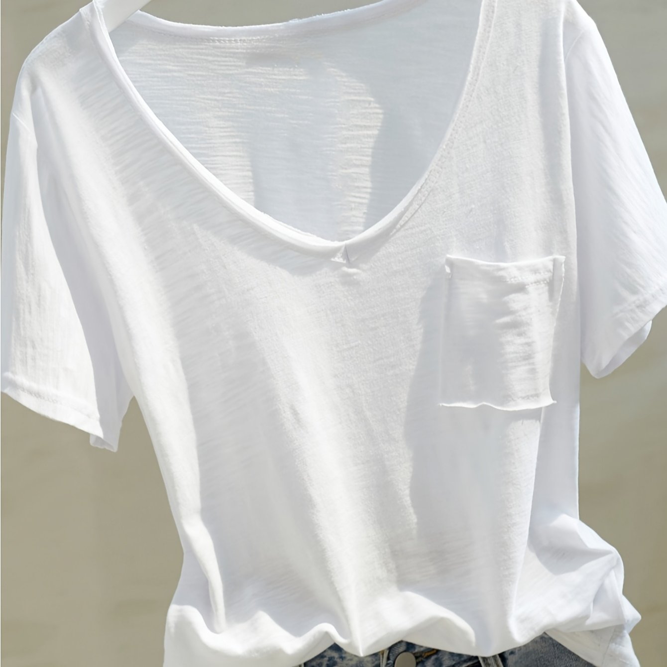 TEMU T-shirt d'été 2026 pour femme à col en V et manches courtes, couleur unie, avec poche à rajout, haut décontracté et polyvalent