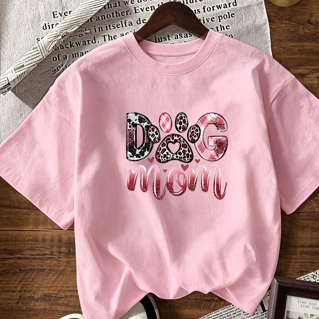 Image of Spring/summer New Arrival Short Sleeve Top: Women's Leisure Loose 'dog Mom' Leopard Print Round Neck T-shirt, Soft And Comfortable Fabric