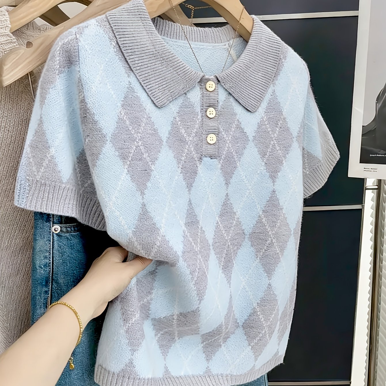 TEMU Women's Elegant /summer Short-sleeve Contrast Color Diamond Sweater