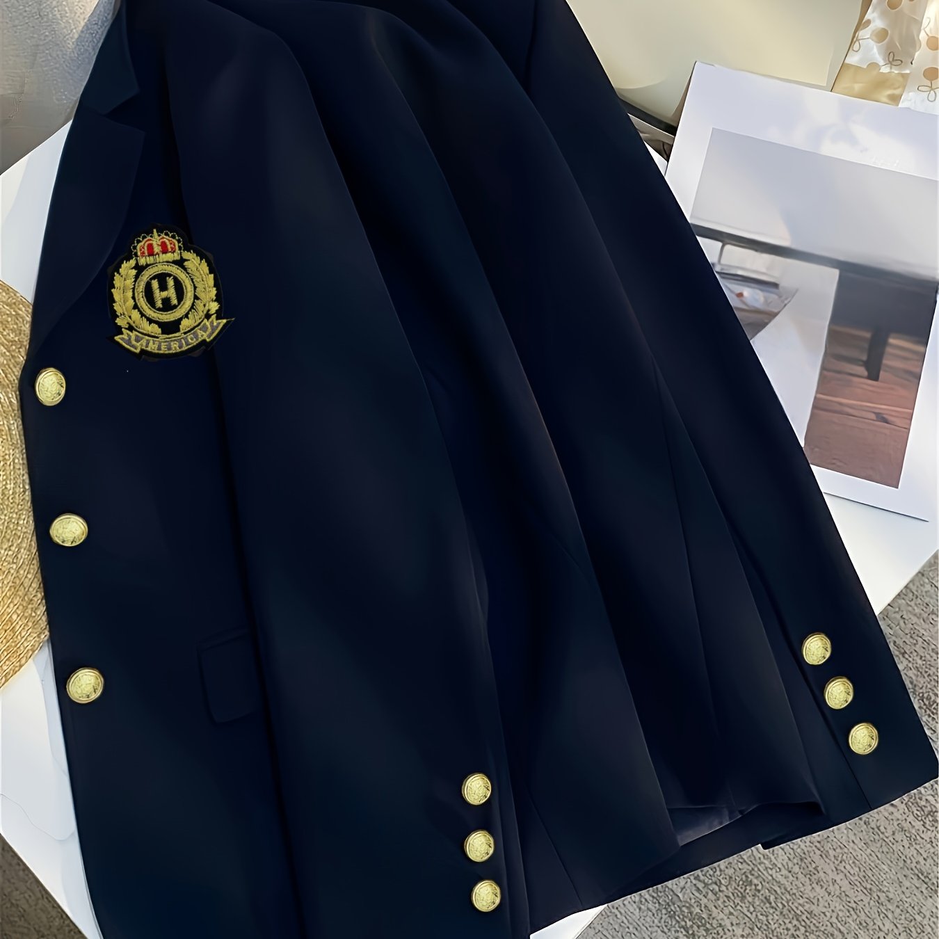 TEMU Women's Fashionable, Elegant, And Versatile Commuter Casual Blazer With Detachable Badge