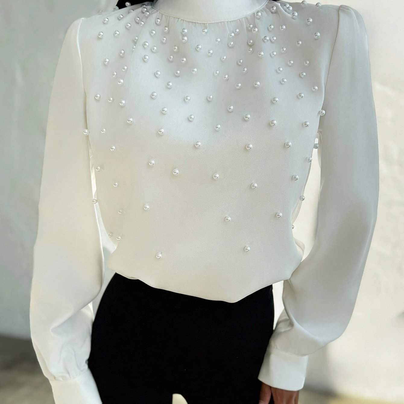Elegant Special Edition Solid Color Embellished Stand Collar Long Sleeve Shirt, Suitable For Office Commuting, Autumn/winter Top