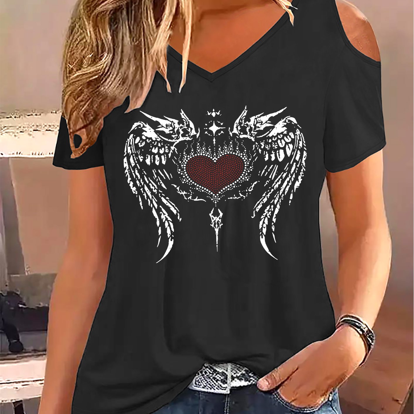 E-shop Damen T-Shirt mit schulterfreiem V-Ausschnitt Flügel-Aufdruck - Locker geschnittene Freizeit- & schicke Blusen, mitteldehnbares,