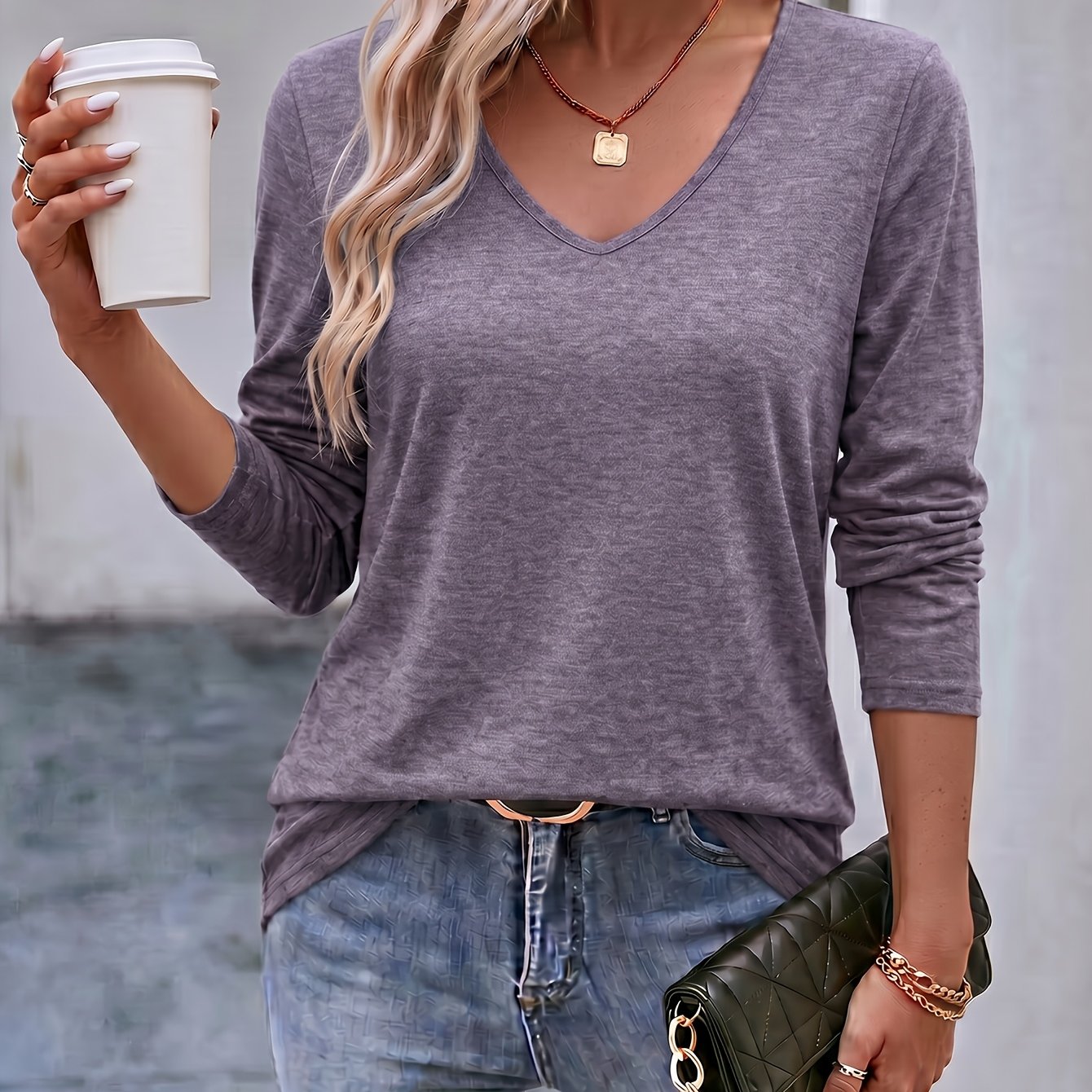 TEMU T-shirt à col en V pour femmes, manches longues, haut de printemps et automne, sous-vêtement de base d'hiver, haut à , style
