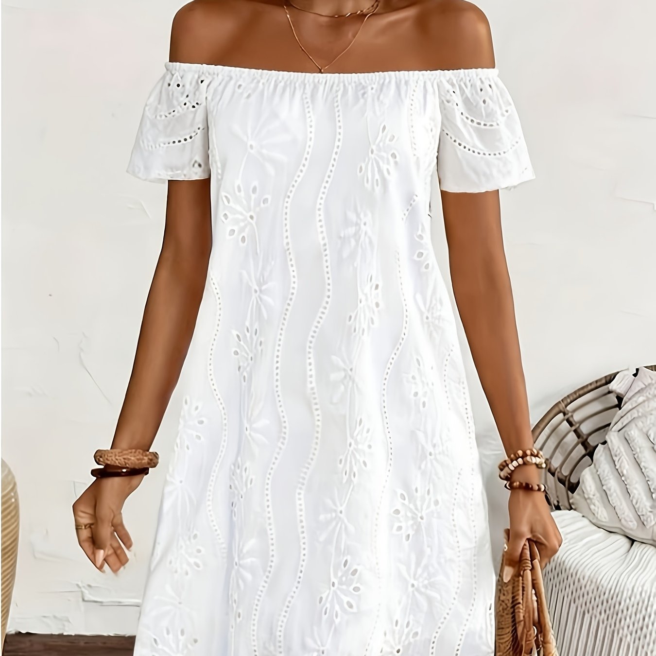 Image of Women's Sleeveless Off-shoulder One-shoulder Lace Dress - -line Knee-length Beach Dress With Contrast Lace Trim, Lightweight Breathable Suitable For Wedding Guest, Prom, Garden, Vacation Evening Gown