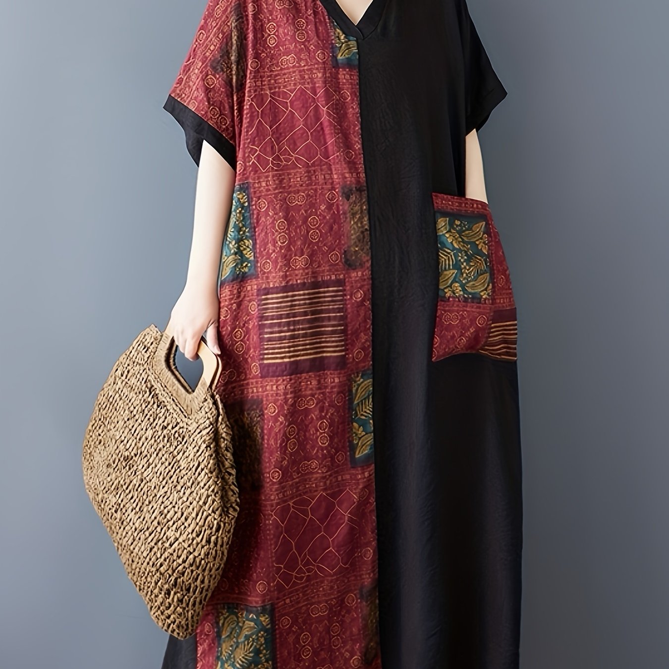 TEMU Plus Size - Casual V-neck Loose Plus Size Dress