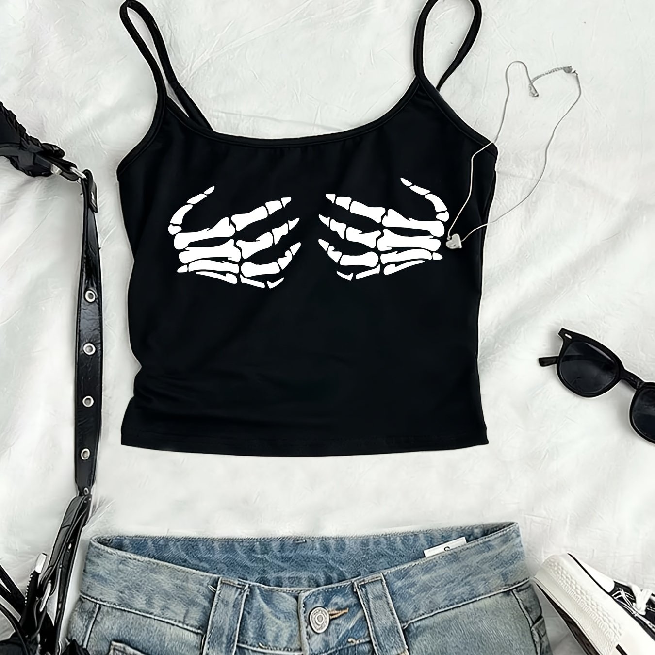 TEMU A Women's Casual European/american-style Ins Vintage-inspired Y2k Dark Aesthetic Design Featuring A Fun, Cartoon-style Minimalist Gothic Niche
