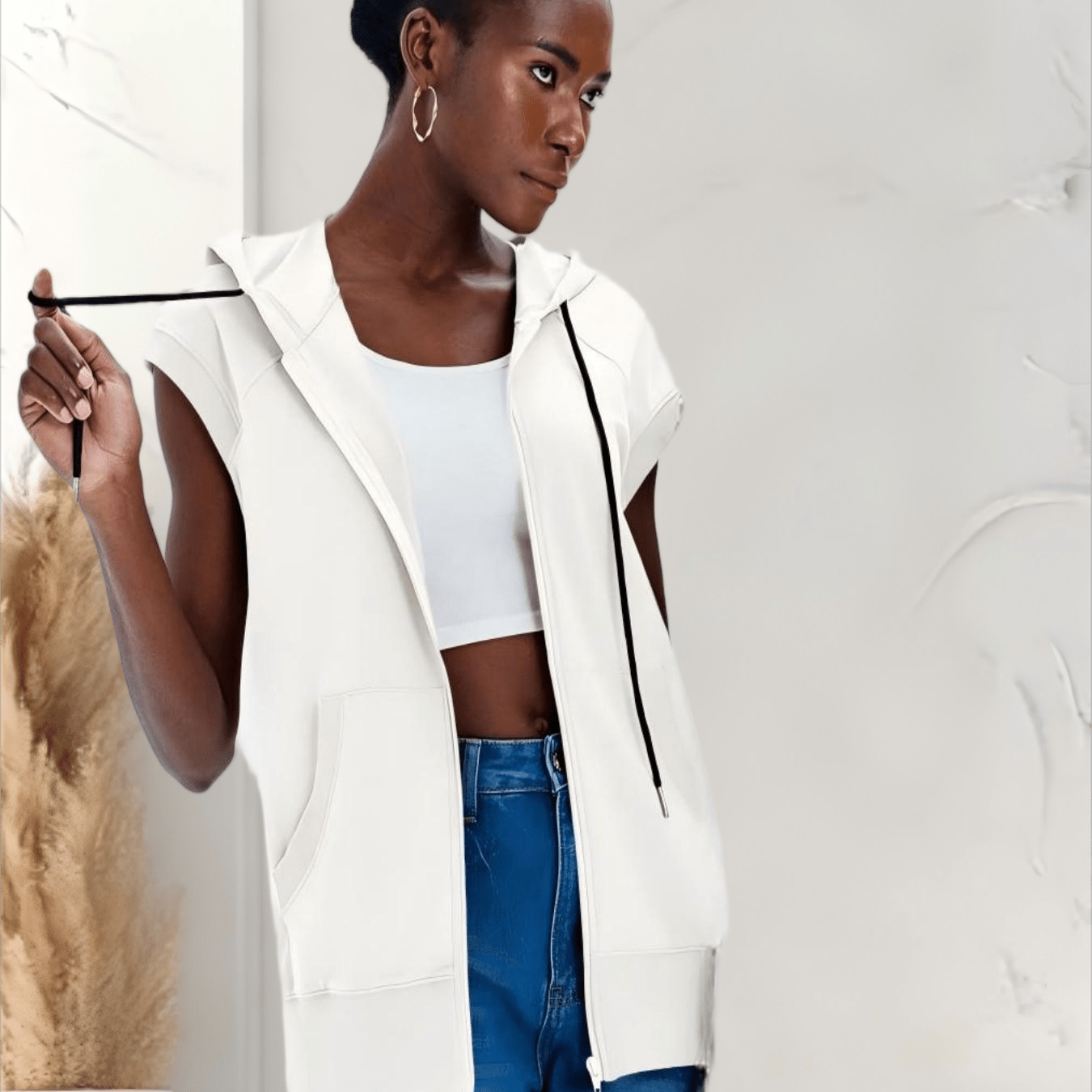 Women's Casual Loose Fit Sleeveless Zip Up Hoodies Drawstring Sweatshirts Lightweight Jackets Vest With Pockets