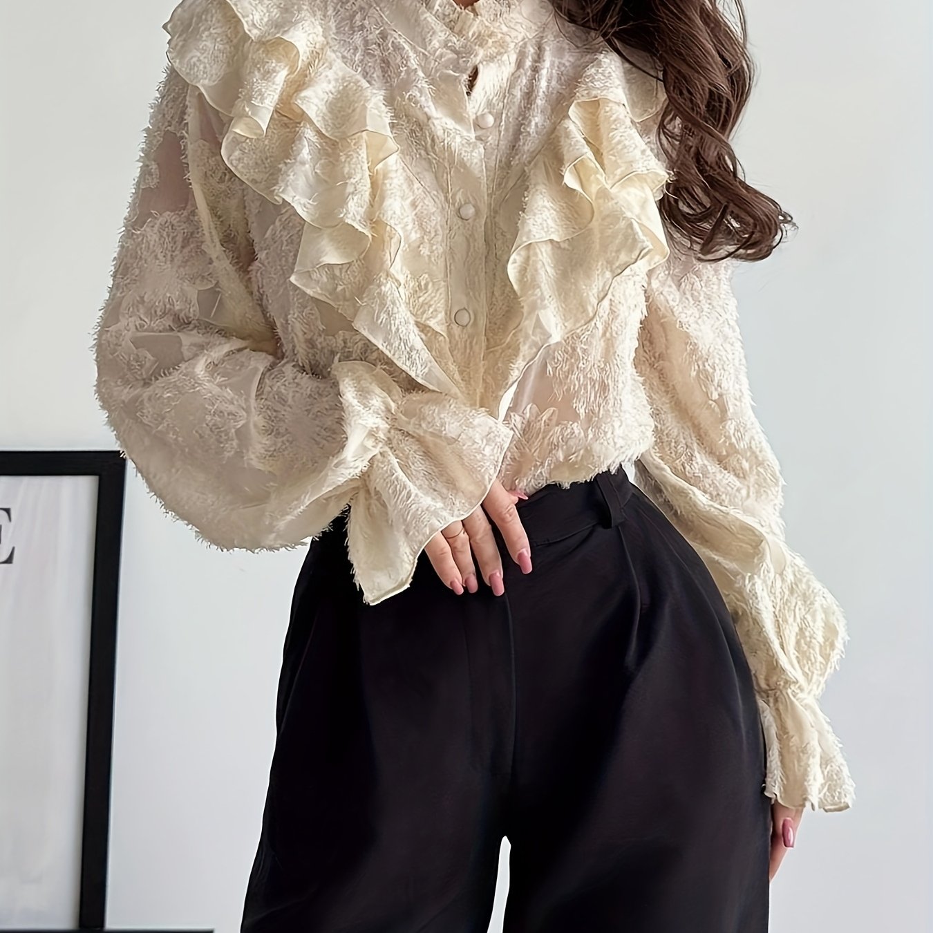 E-shop Damens Elegantes und Romantisches Retro Hofstil Stehkragen Plissee-Textur Knopf-Ausgestellter Ärmel Aprikosenbluse, Herbstkollektion