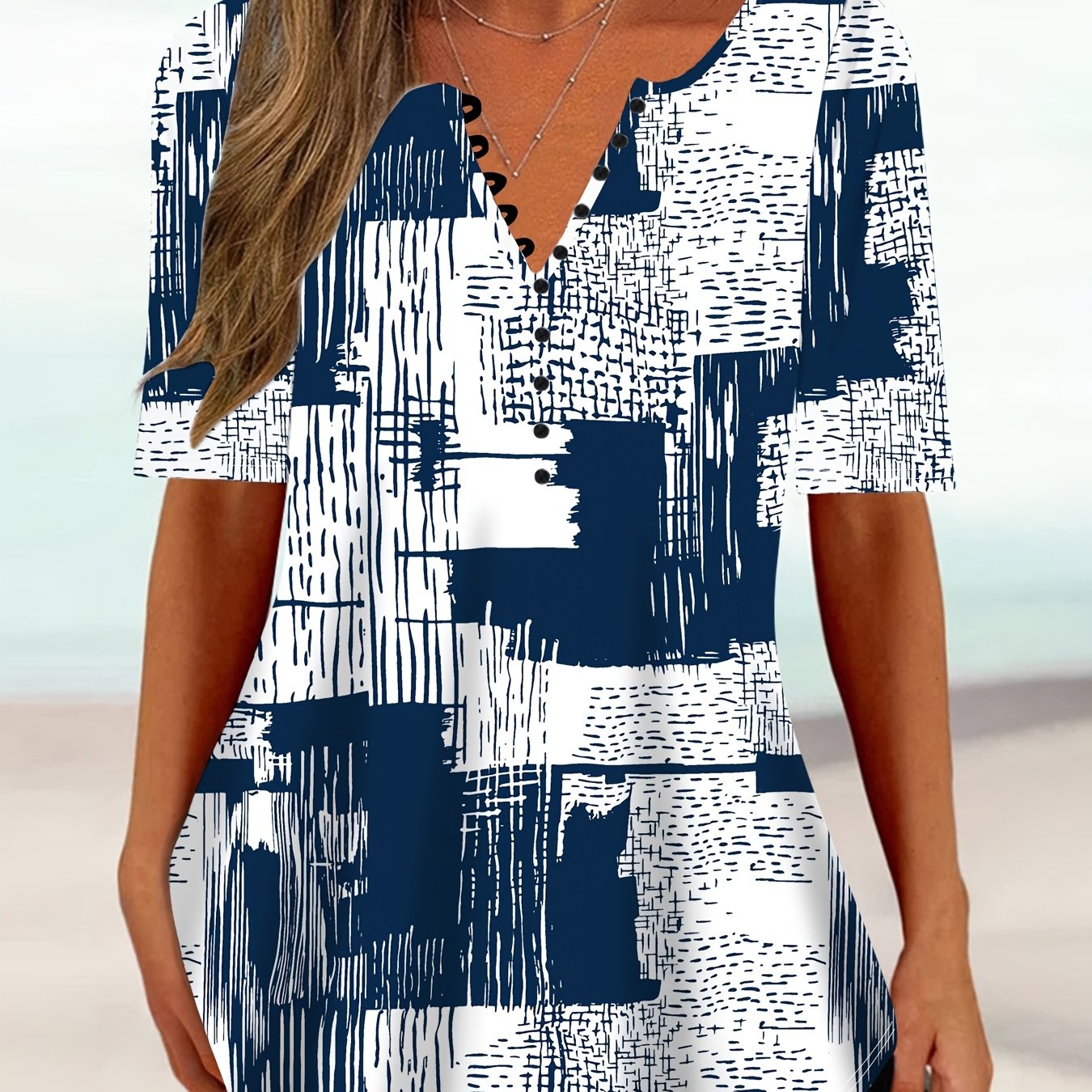 Image of Plus Size, Popular : Plus-size Random Print V-neck Short-sleeve Top, Loose Fit For A Look, Fashionable Women's Plus-size Clothing For Spring And Summer