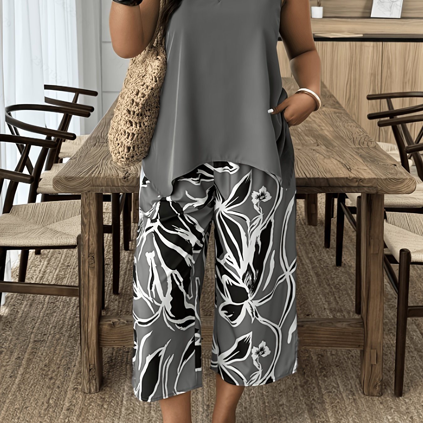 TEMU Plus Size, Plus-size Women's V-neck Tank Top And Printed Pants Set