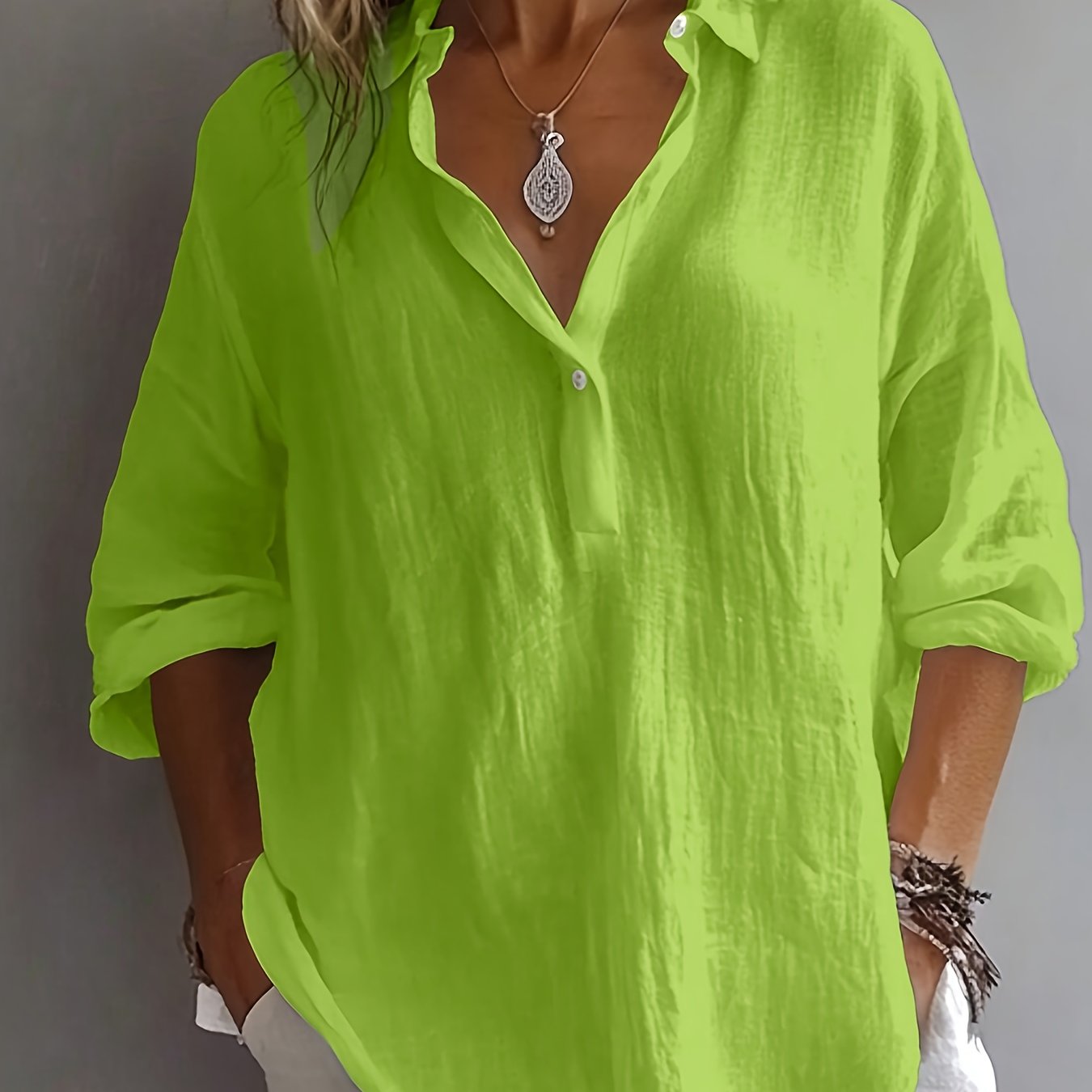 E-shop Damen-Shirt in Übergröße, neu, atemberaubend elegant, vielseitig, mit halboffenem Kragen langen Ärmeln