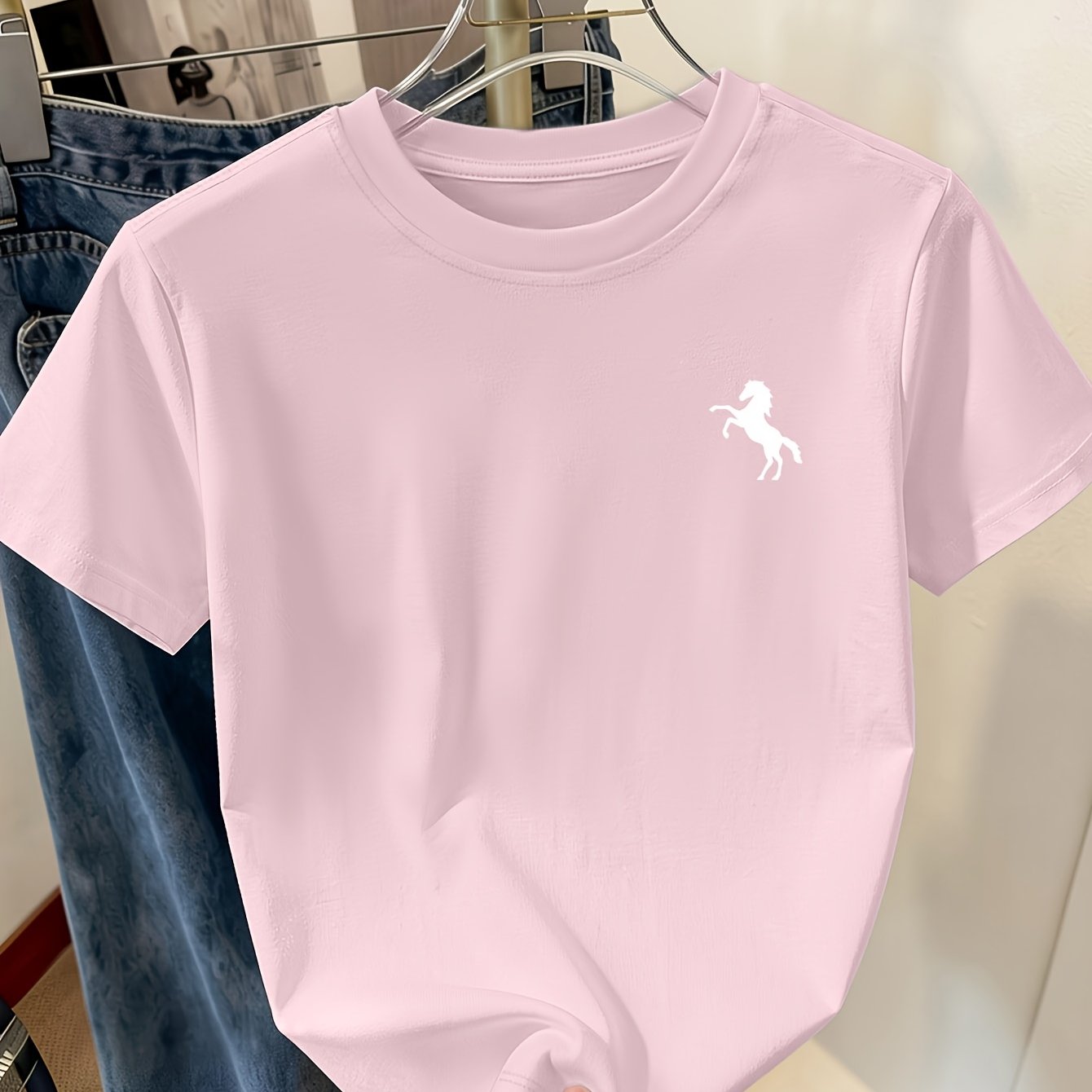 TEMU T-shirt à manches courtes pour femme, printemps-été 2026, nouveau design tendance et à col rond, avec étiquette de poitrine, motif facile de