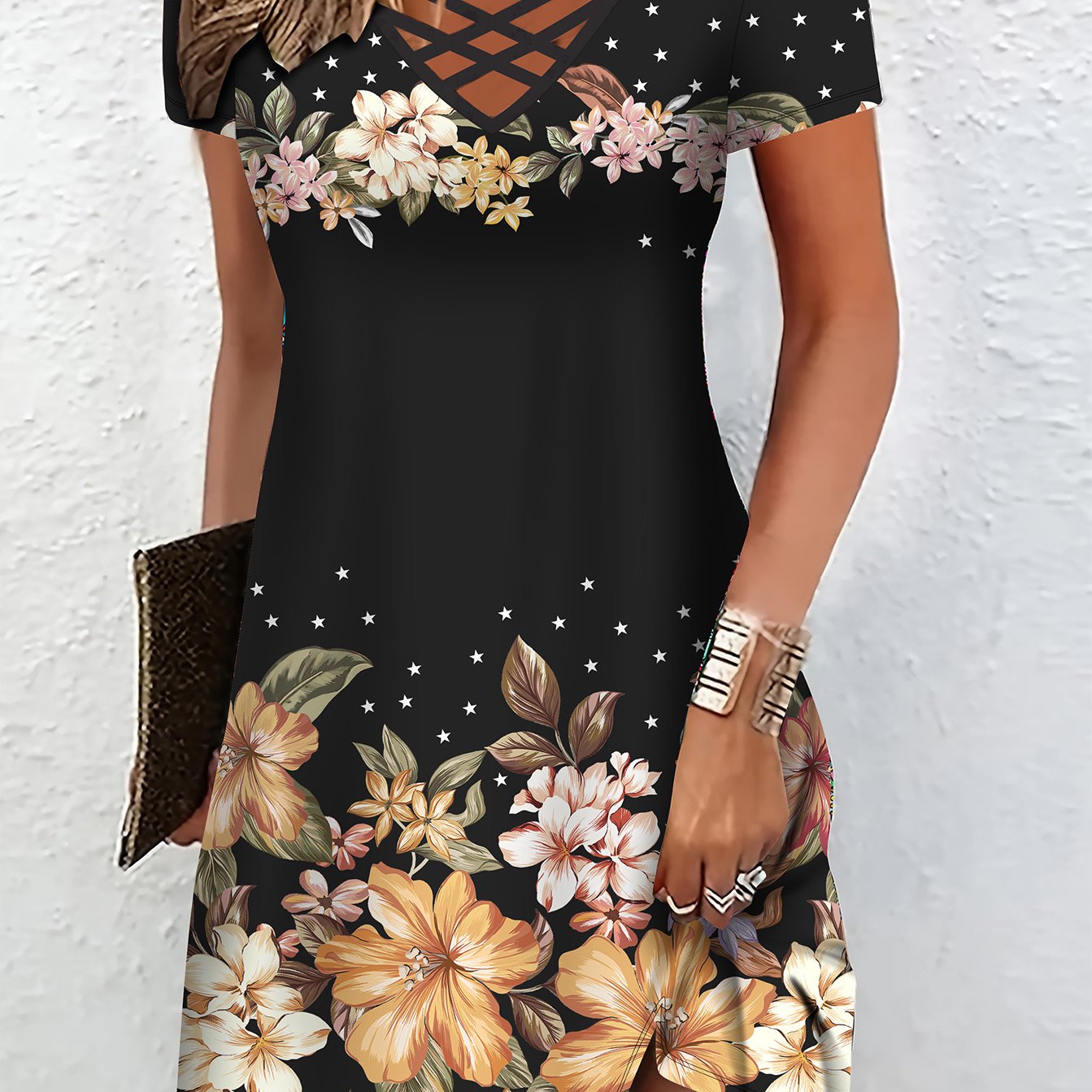 Image of Women's Elegant And Fashionable Floral Print Cross-suspender Dress