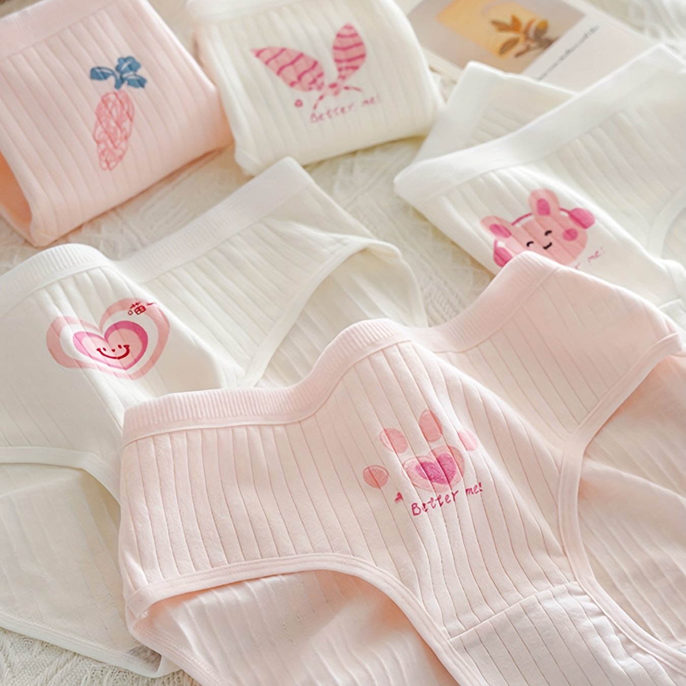 Image of 5 Pack Girls' Pink Underwear With Cute Paw Print & Cat-themed Mid-rise Triangle Briefs - Soft Non-sheer Panties, Hand Washable For Little Girls (5 Pack)
