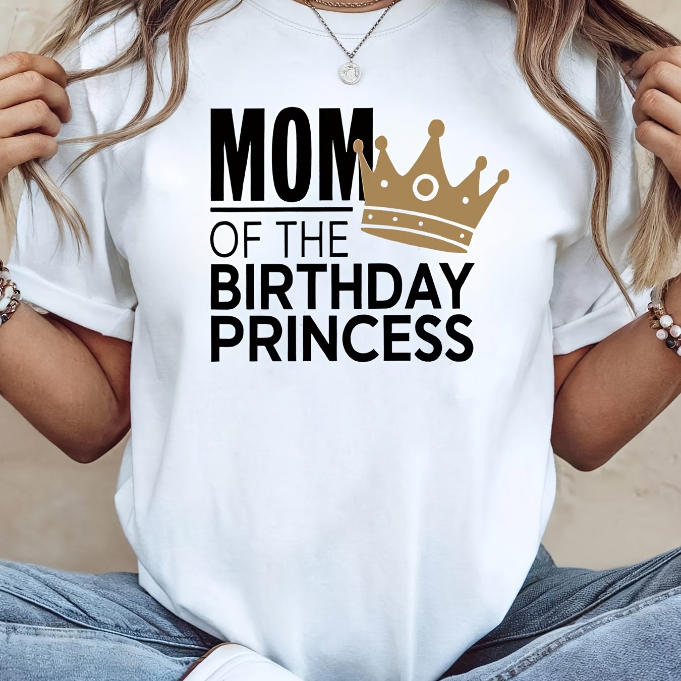 TEMU T-shirt For The Birthday Princess's Mom With A Crown Pattern, Perfect For Casual And Summer, A Stylish Everyday , And A Great Holiday Gift