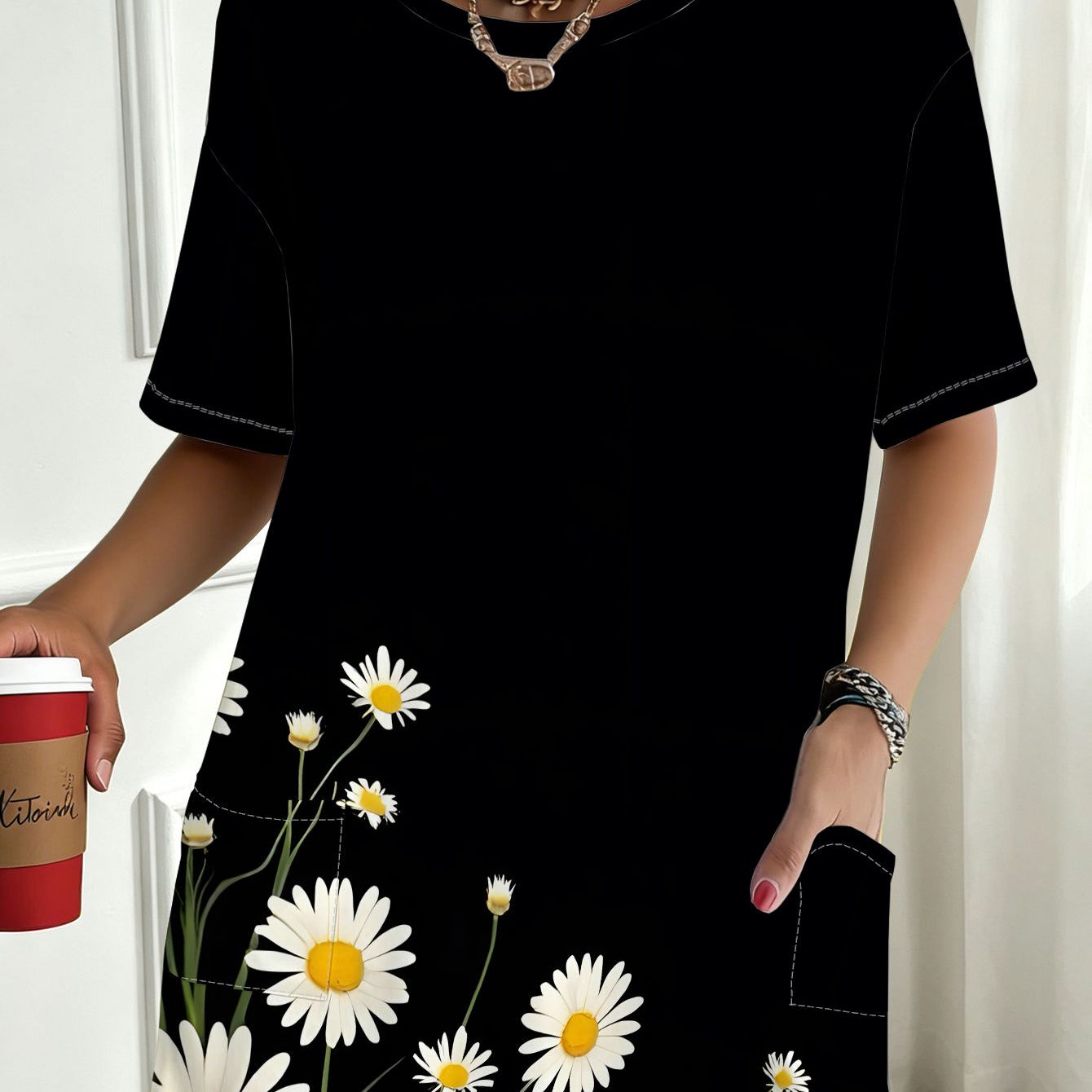 TEMU 1pc Black Daisy Print Loose Fit Short Sleeve T-shirt With Pocket, Ideal For Daily Commuting, Beach Vacation, Casual Gatherings, And ,