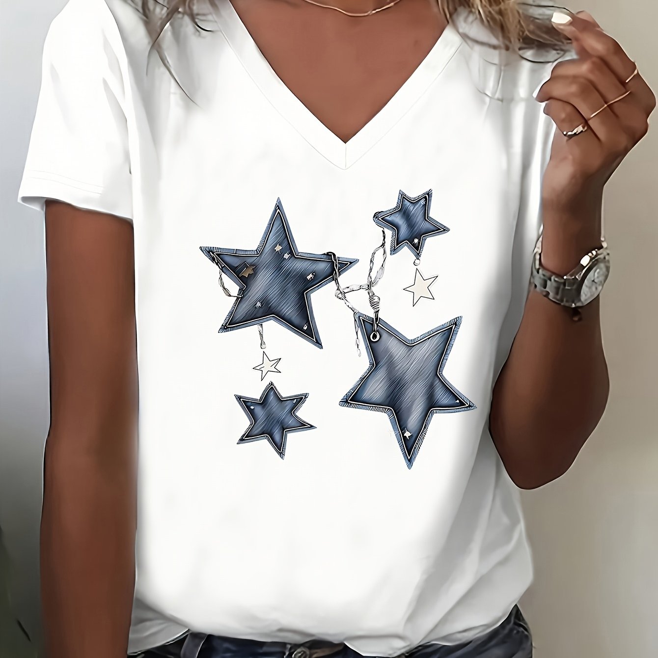 TEMU Camiseta elegante de mujer con cuello en V y manga corta - Diseño estampado de estrella y cadena de mezclilla, top casual, cuello en V y cortas,