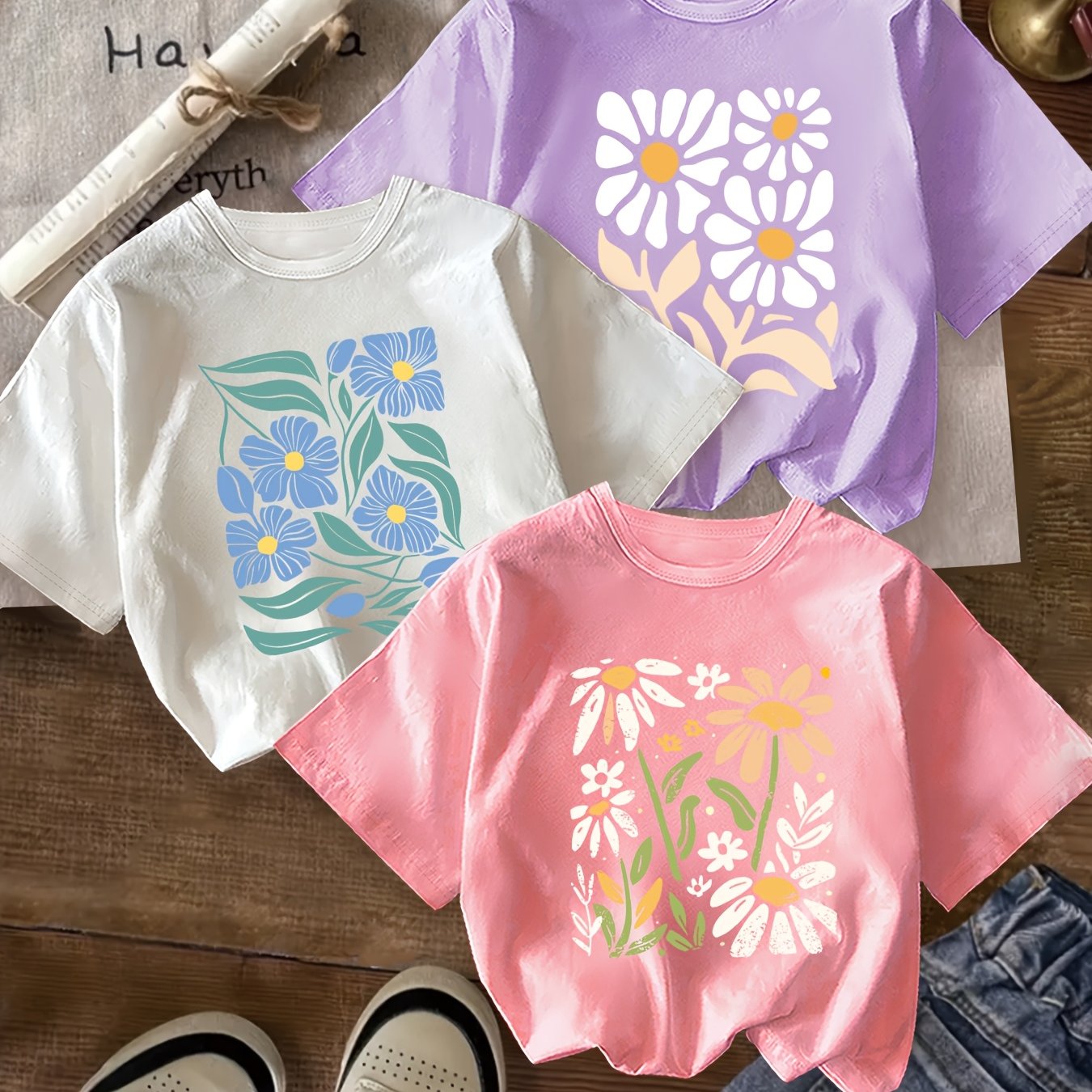 Three-piece Set Of T-shirts With A , Featuring A Summer Daisy Pattern For, Made From Soft, Stretchy, And Comfortable Fabric With A Round Neck And Short Sleeves
