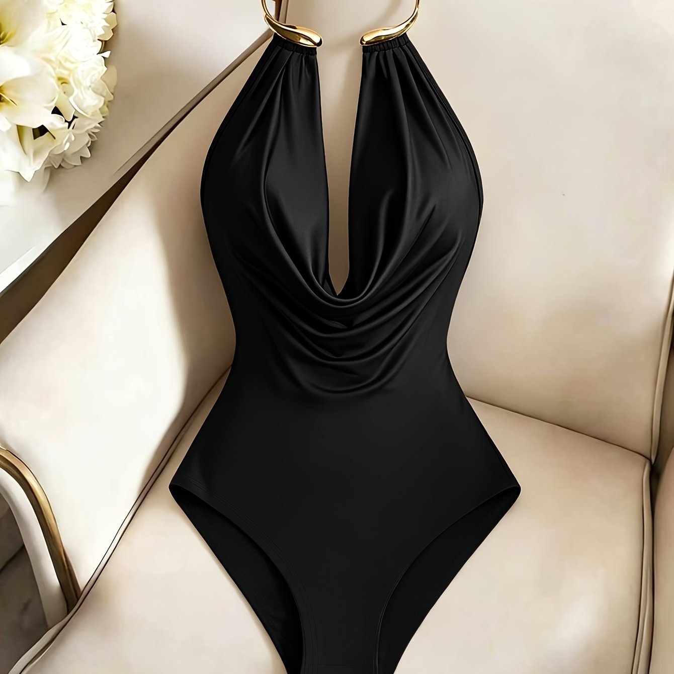 TEMU Robe enveloppante d'automne-hiver, design tendance, épaules dénudées, dos nu, camisole, couche intérieure, haut moulant, base de tenue