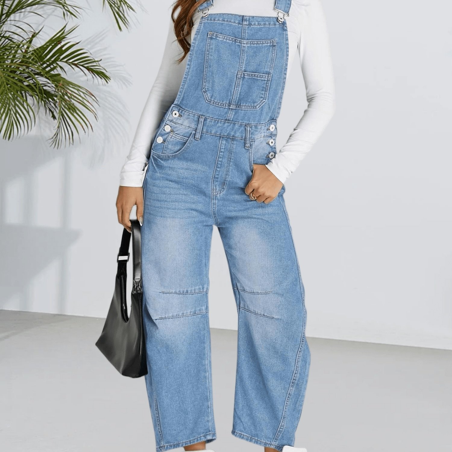 Denim Overalls For Women Featuring A Leg Design, Adjustable Straps, And Pockets