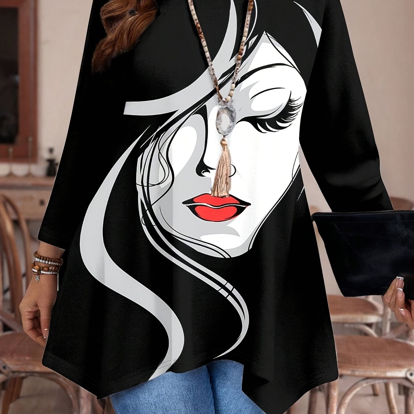 Plus Size - Plus Size - Women's Asymmetrical Hem Round Neck 3/4 Sleeve Casual T-shirt
