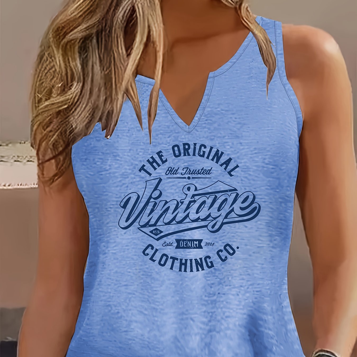 TEMU New Summer Women's Blue Printed Tank Top With A Small V-neck