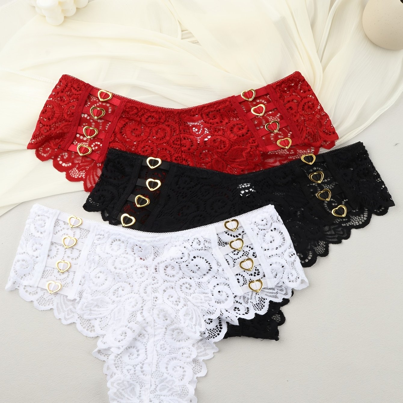 3pcs Lace Floral Hollow-out Heart Peach Ornament Soft Comfortable Briefs