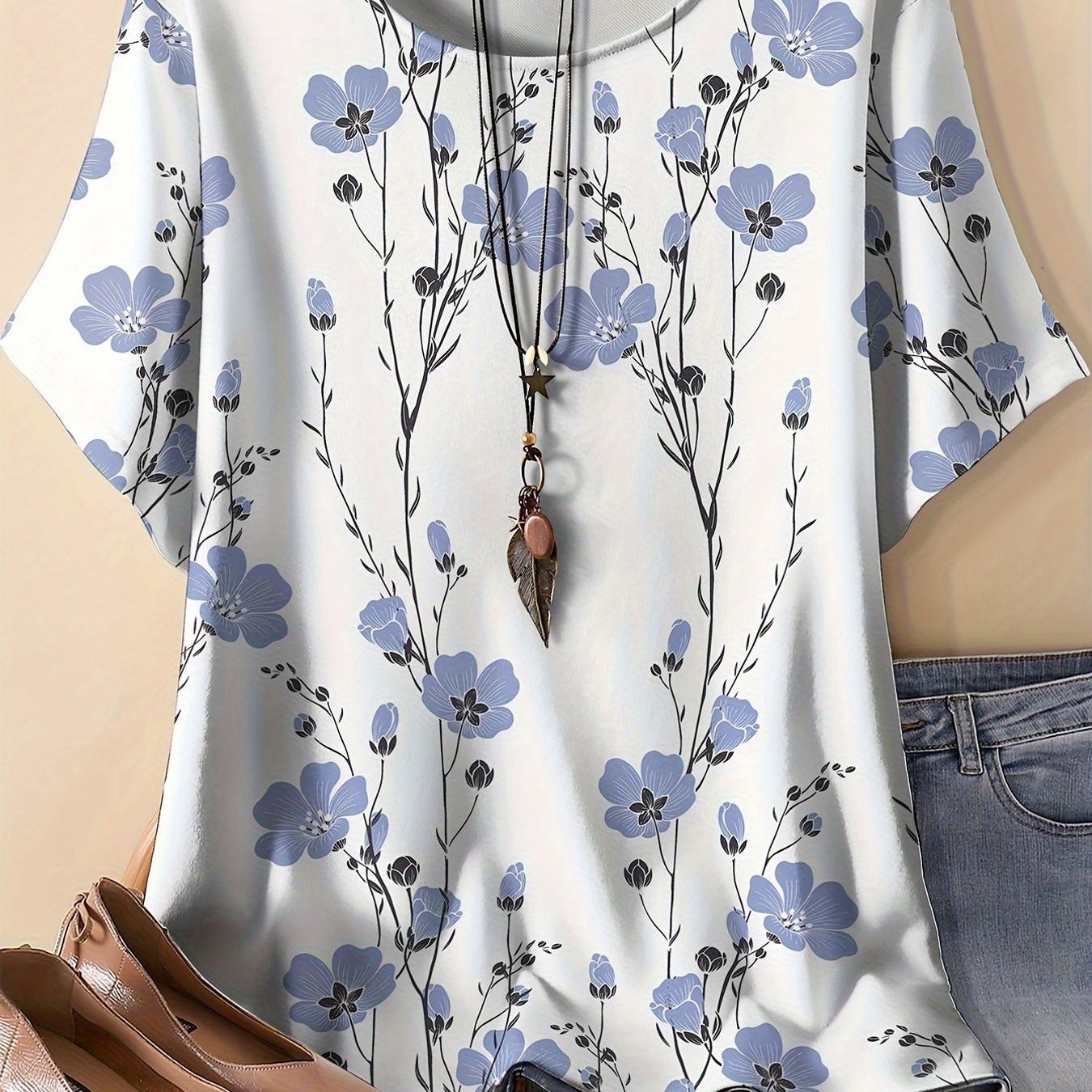 Image of Plus Size, Women's Plus Size Light Blue & Purple Short Sleeve T-shirt - Stretch Round Neck Blouse-compatible Top | -season Casual Casual Attire | Machine Washable Opaque Shirt Suitable For Any Outfits