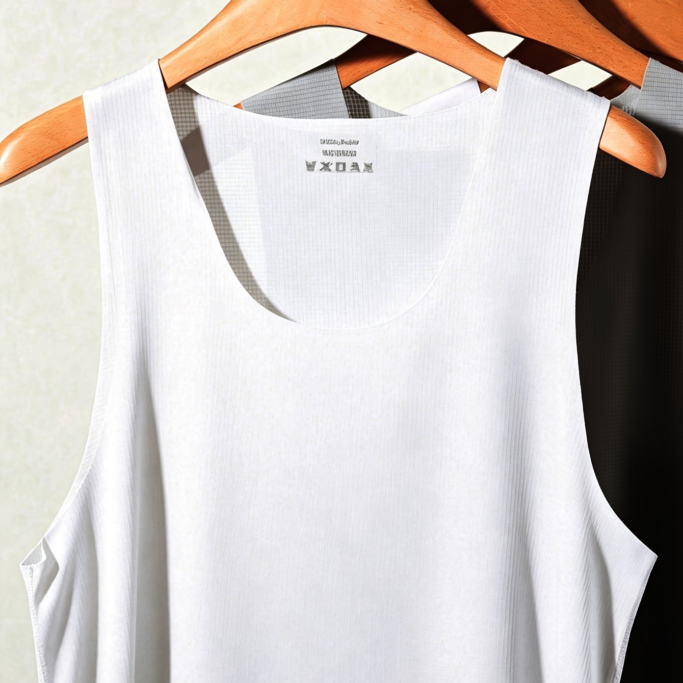 TEMU Men' Sleeveless Undershirt, Summer Lightweight Sport Fitness White Athletic Tank Top, Breathable Small Check Pattern Running Casual Vest