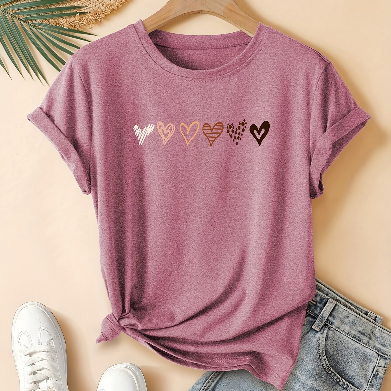Image of Heart Print Fashion Retro Style Women's Summer Casual Sporty Round Neck Short Sleeve T-shirt Pink