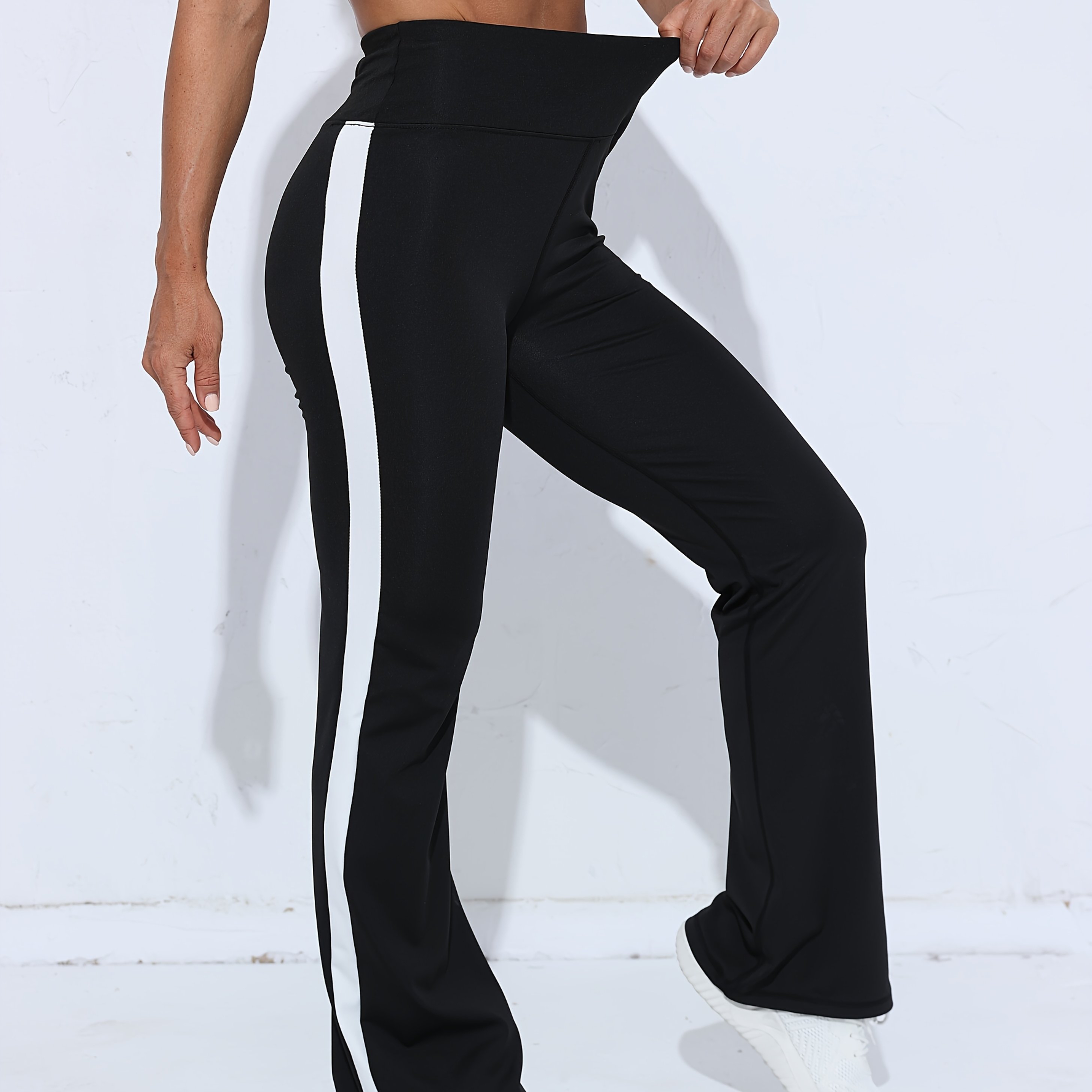 Image of Women's High-waist Striped Yoga Pants - Stretchy, Fit For Running & Fitness, Machine Washable