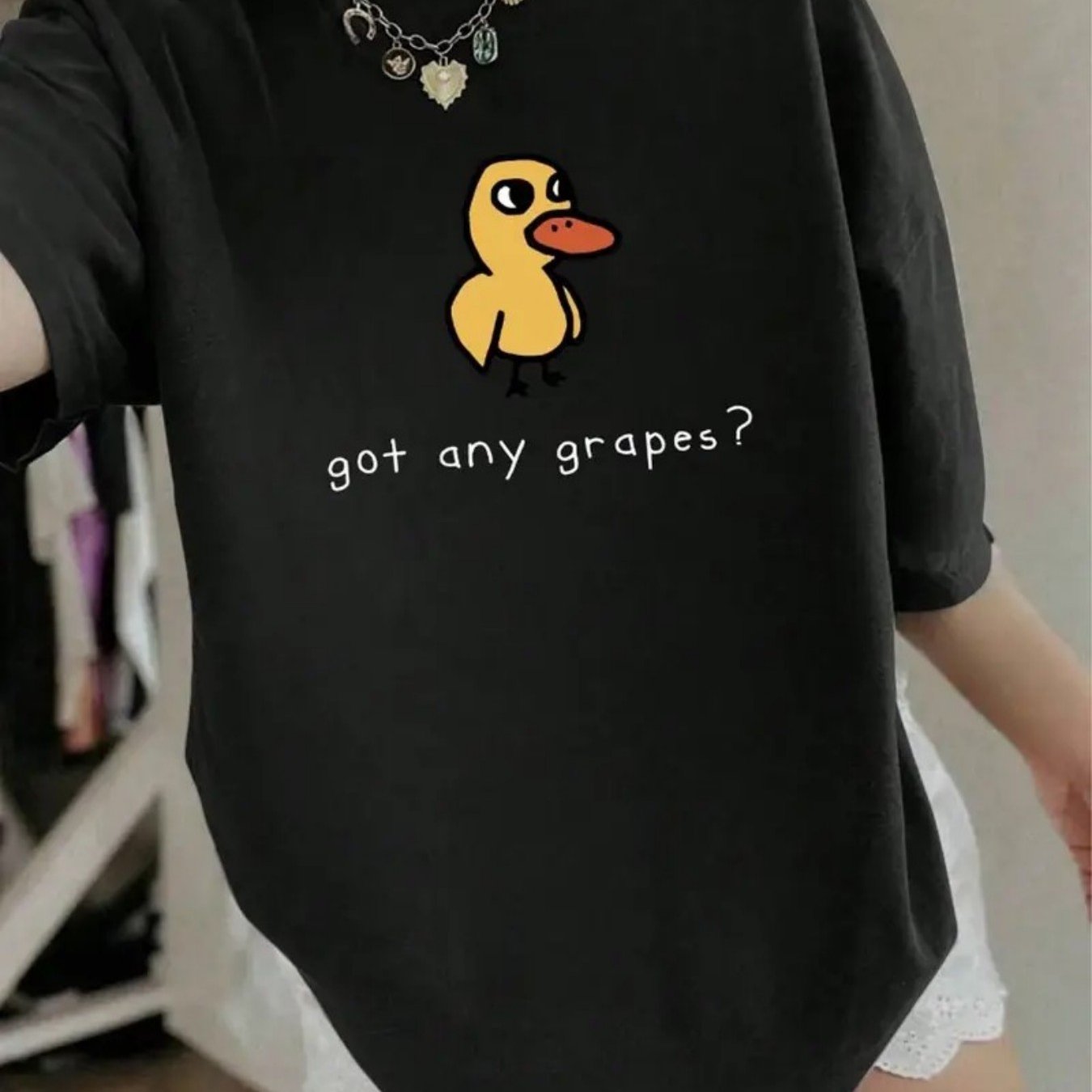 TEMU Women's Geometric Print T-shirt, Black Short-sleeved Round Neck Casual Top, Versatile And Fashionable Top, Machine Washable And Breathable
