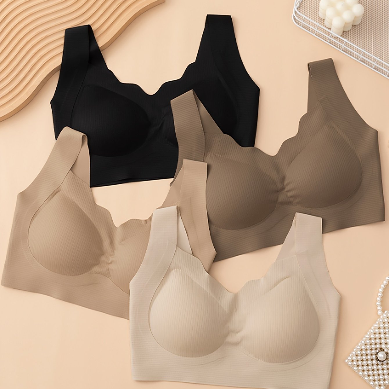 TEMU 4pcs Set Of Women's Fashion Self-adhesive Bra Without Back Closure And Underwire Lingerie