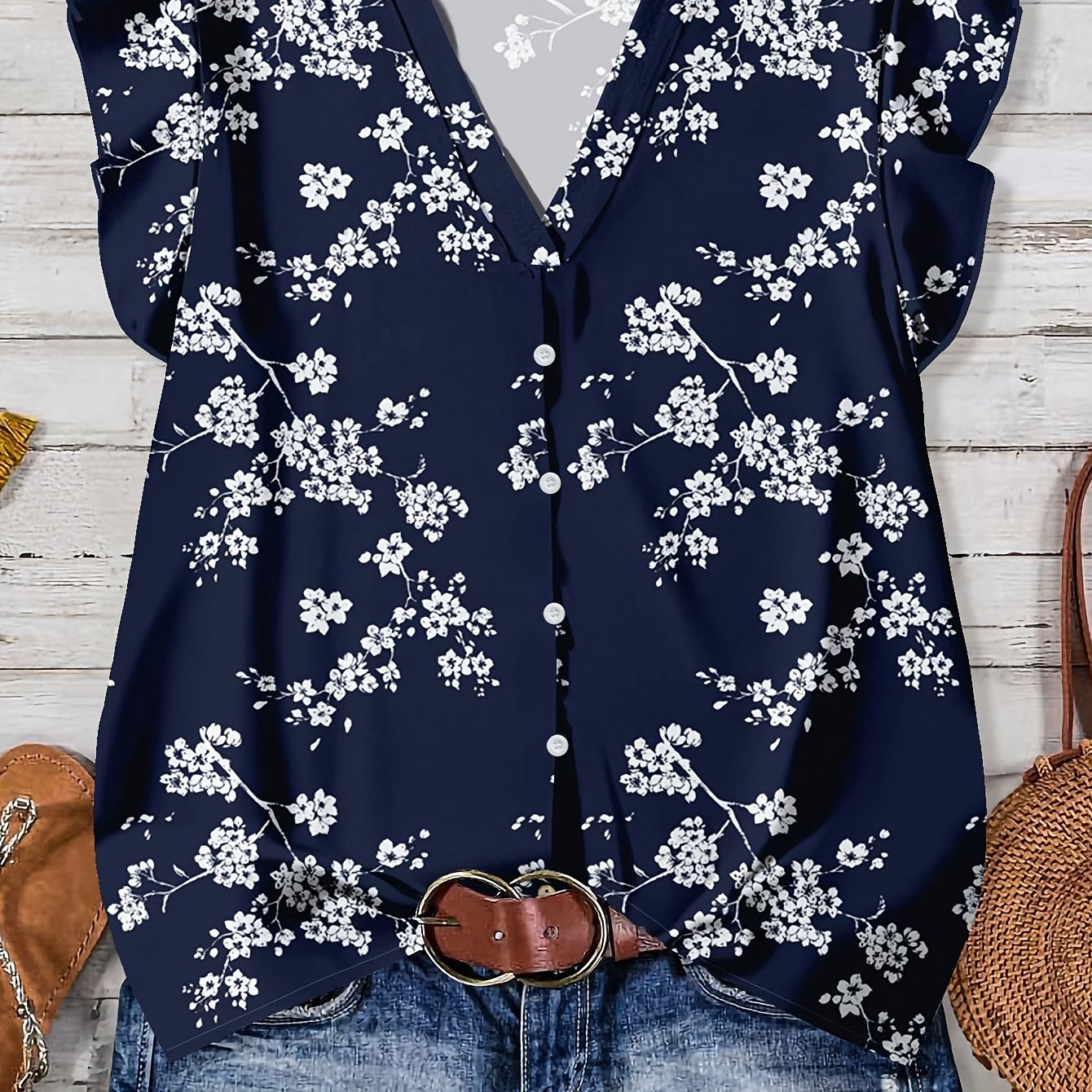 E-shop Elegantes Damen Freizeit Urlaubs Hemd mit Knopfleiste, V-Ausschnitt, lockerer Schlag, einfaches Design, geeignet für Sommer und Urlaub, kleines