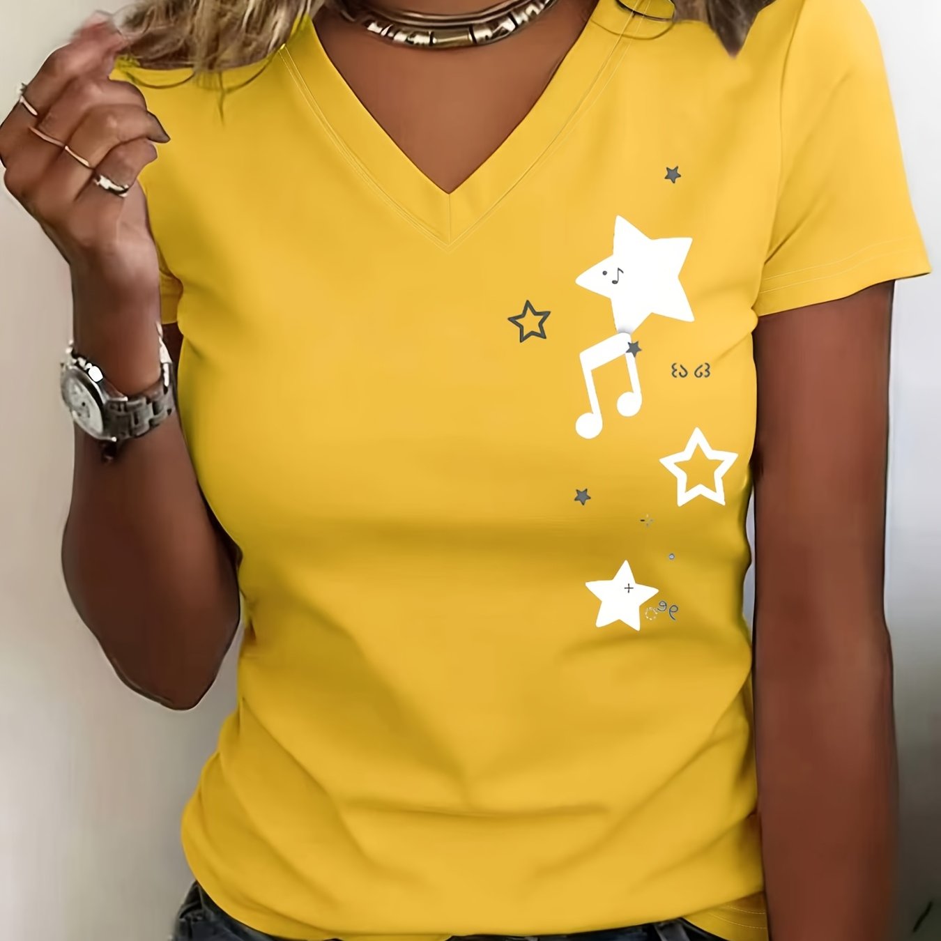TEMU Printed Design â Not Textured Women's Summer Refreshing V-neck Short-sleeve T-shirt, Lightweight Draping Texture, Stretch Loose Fit Casual Top