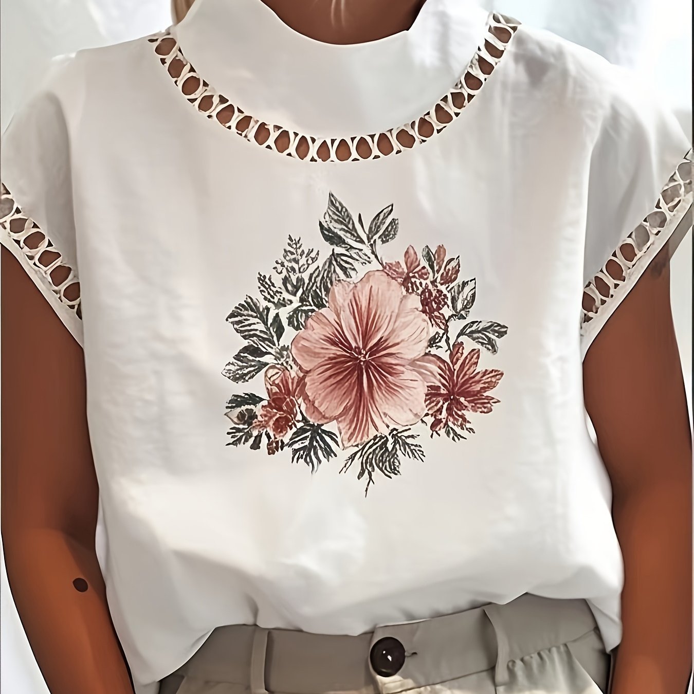 E-shop Sommermode Neues Hollow Lace Patchwork Print Fledermausärmel Stehkragen T-Shirt Damen