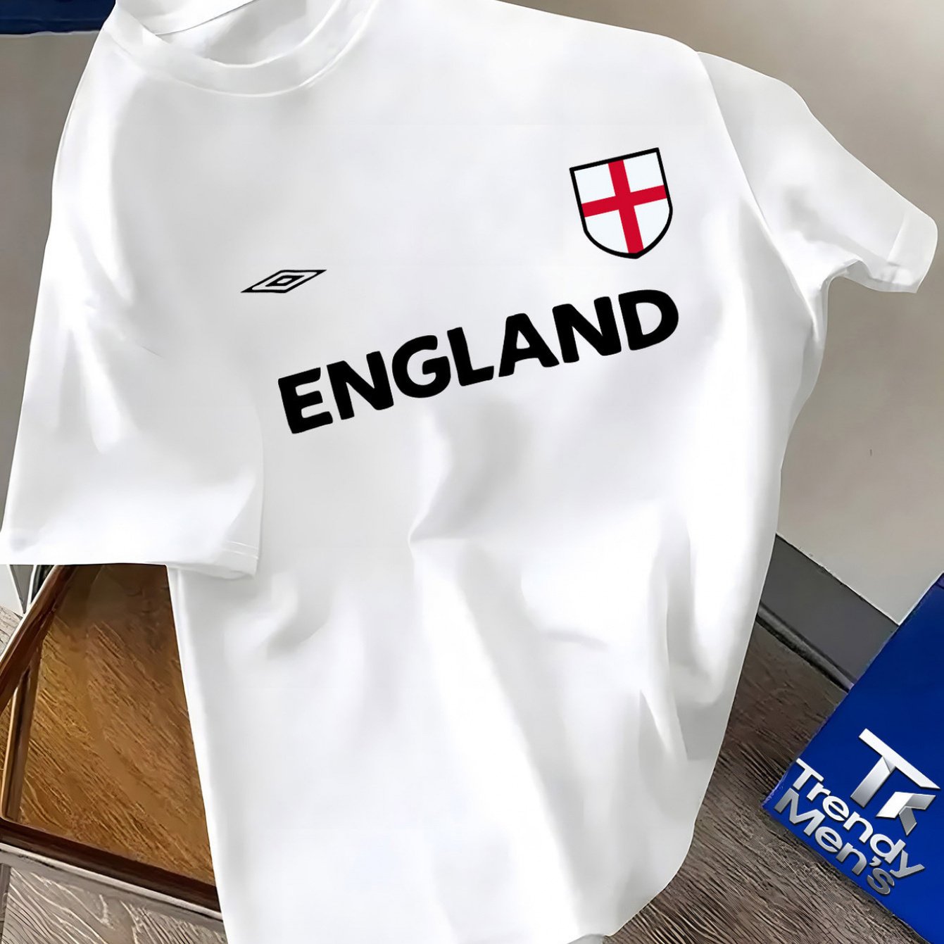 TEMU High-quality England Team Logo Artistic Graffiti Print Short Sleeve T-shirt, British Football Style Design, Summer Lightweight Trendy Men's