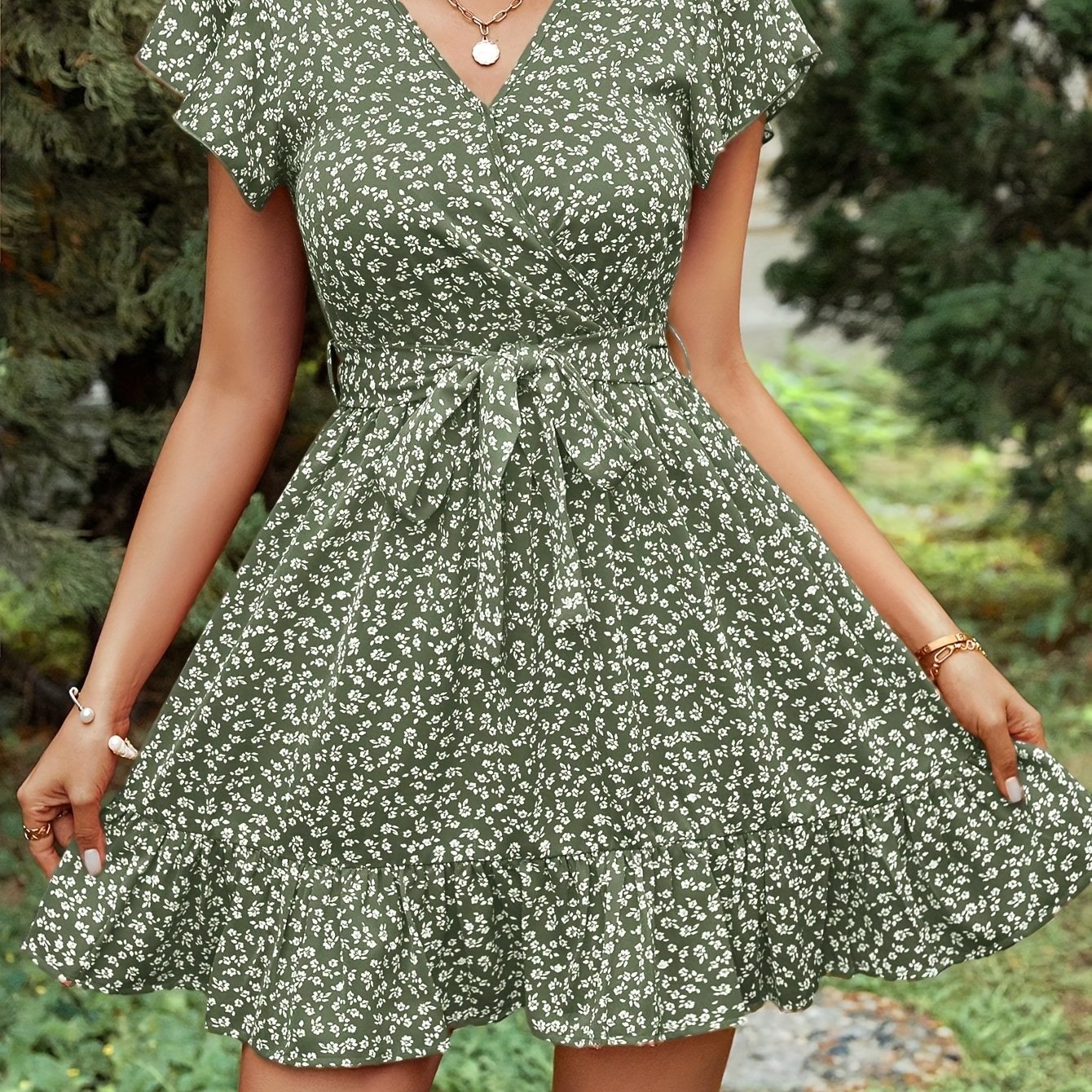 E-shop Plus Size - Plus Size - Plus Size Lässiger florierter V-Ausschnitt A-Linien-Rock für Urlaube, Sommer, Strandkleid Camisole Rock, Urlaubsoutfit